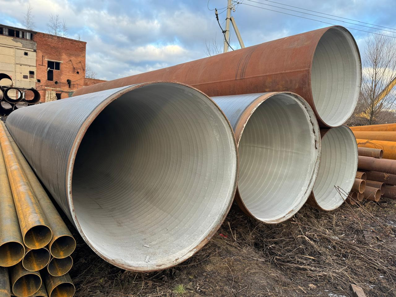 Распродажа остатков э/с труб 1420х12 по выгодной цене!